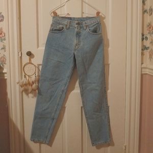 Levi Light Wash Jeans